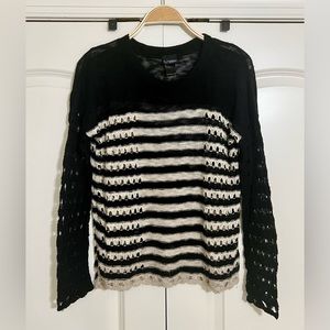 Daytrip Open Knit Lightweight Sweater/Top - Size Medium - Black and Beige